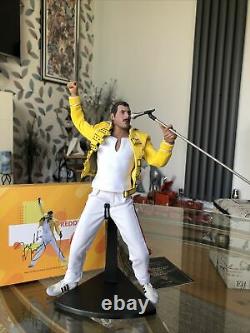 16 Queen Freddie Mercury Figure Limited Edition Win C Hot Toy