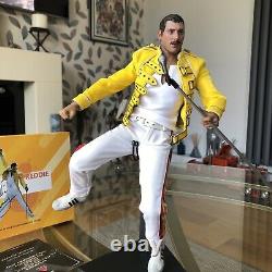 16 Queen Freddie Mercury Figure Limited Edition Win C Hot Toy