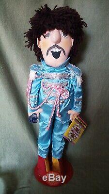 1988 BEATLES SGT. PEPPERS APPLAUSE COMPLETE ORG. TAGS & STANDS with HTF STAGE