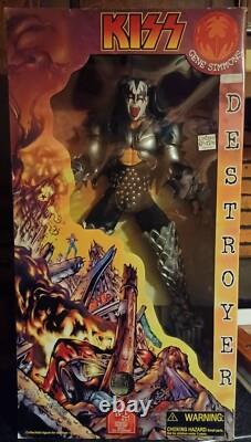 1998 KISS Gene Simmons DEMON Destroyer Limited Edition 24 Action Figure Doll