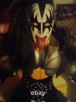 1998 KISS Gene Simmons DEMON Destroyer Limited Edition 24 Action Figure Doll