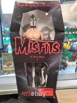 1999 MISFITS Doyle Wolfgang Don Frankenstein 12 action figure CIB NEVER REMOVED