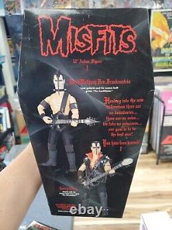 1999 MISFITS Doyle Wolfgang Don Frankenstein 12 action figure CIB NEVER REMOVED