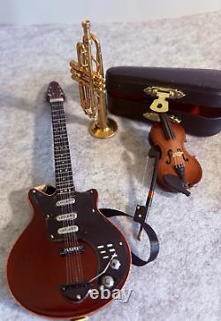 1/6 Scale Music Room Collection Harp Violins Trumpet Electric Guitar & Gramoph