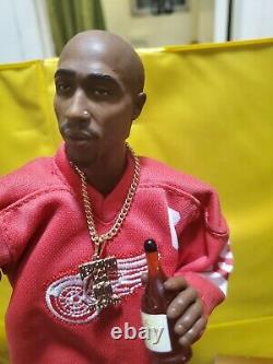 1/6 scale Custom 2pac Shakur 2platinum plaques 3chains a watch New +extras