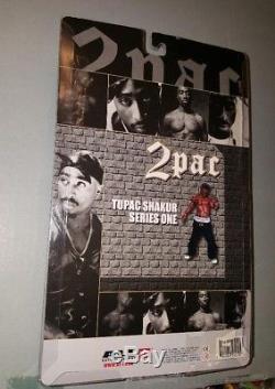 2001 ALL ENTERTAINMENT TUPAC SHAKUR ACTION FIGURE DOLL 1 of 2500 2PAC SERIES 1
