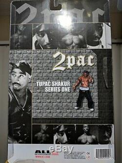 2001 Tupac Shakur All Entertainment Action Figure Doll 1 of 2500 2PAC Series 1