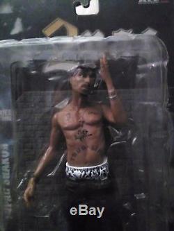 2001 all entertainment series one recalled tupac figure (VERY RARE)