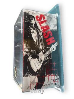 2005 McFarlane Toys SLASH GUNS N ROSES Music Icons 7 Action Figure NIB