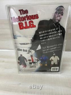 2006 MEZCO THE NOTORIOUS B. I. G. BIG 9 HIPHOP RAP Beige SUIT FIGURE NIB RARE