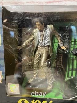 2006 McFarlane Toys Elvis Presley 3 Pack Deluxe Action Figure Set Rock