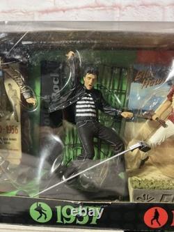 2006 McFarlane Toys Elvis Presley 3 Pack Deluxe Action Figure Set Rock