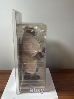 2006 Mezco Notorious B. I. G. Biggie Smalls 9 Figure Beige Suit NIP