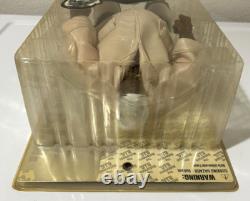 2006 Mezco Notorious B. I. G. Biggie Smalls 9 Figure RARE White Coat Black Jeans