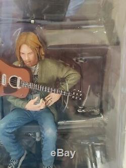 2006 Neca Nirvana Kurt Cobain Smells Like Teen Spirit Unplugged Figure
