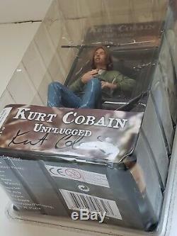 2006 Neca Nirvana Kurt Cobain Smells Like Teen Spirit Unplugged Figure