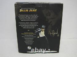 2010 Playmate Toys Michael Jackson Billie Jean Action Figure Sealed #22301