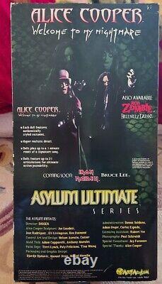 ALICE COOPER Welcome to My Nightmare Art Asylum Ultimate Series 18 Figure NEW