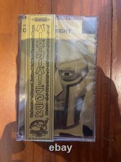 Action Figure Gold Cassette BarsoverBS