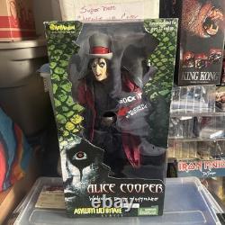Asylum Ultimate Series Alice Cooper Welcome to My Nightmare Action Figure New