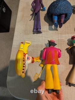 BEATLES 2000 Yellow Submarine Sgt Peppers Lonely Hearts Club Band Figure lot set