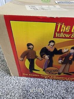 Beatles Yellow Submarine Figures Set withCaptain Fred withExclusive Case McFarlane