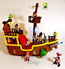 CLEAN 62-pc DISNEY Musical Talking JAKE and the NEVER LAND PIRATES Ships Figures