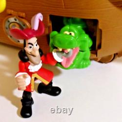 CLEAN 62-pc DISNEY Musical Talking JAKE and the NEVER LAND PIRATES Ships Figures
