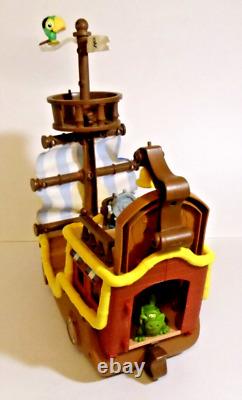 CLEAN 62-pc DISNEY Musical Talking JAKE and the NEVER LAND PIRATES Ships Figures