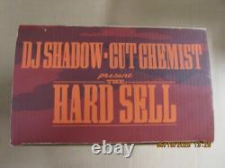 DJ SHADOW CUT CHEMIST Hard Sell JUKE BOT Figure New! Sealed! 2008 DAMAGED BOX