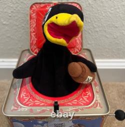 DRINKY CROW Music Box Maakies Dark Horse Comics WORKS
