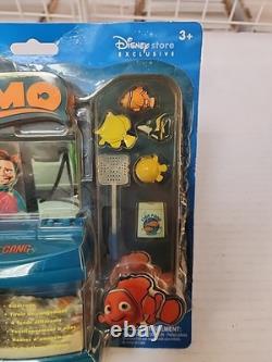 Disney Store Exclusive Pixar Finding Nemo Tiny Tank Aquarium READ DESCRIPTION