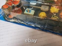 Disney Store Exclusive Pixar Finding Nemo Tiny Tank Aquarium READ DESCRIPTION