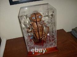 E. T. The Extra Terrestrial Collectible Figurine, 2001, talking and music, 12