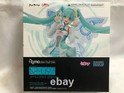 Figma SP-097 Racing Miku 2017 ver. Max Factory in stock