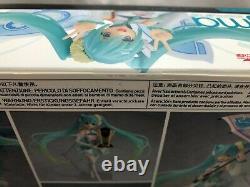 Figma SP-097 Racing Miku 2017 ver. Max Factory in stock