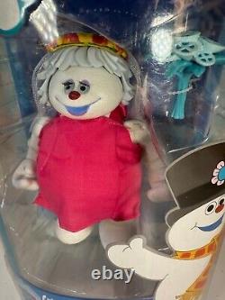 Forever Fun Frosty The Snowman Crystal the Snowwomen Figurine