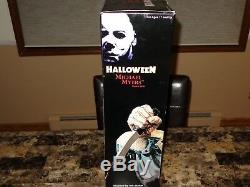 Halloween John Carpenter Signed 24 Clown Doll Action Figure Michael Myers Movie