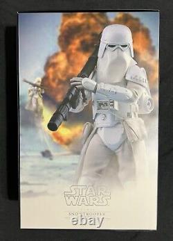 Hot Toys Battlefront Snowtrooper (Deluxe) 1/6 Scale- VGM24 PRE-OWNED