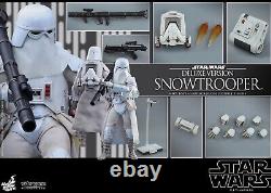 Hot Toys Battlefront Snowtrooper (Deluxe) 1/6 Scale- VGM24 PRE-OWNED