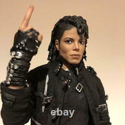 Hot Toys Michael Jackson Figurine Bad Version