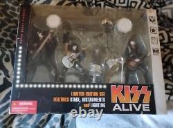 KISS ALIVE Deluxe Box Set Super Stage Figures McFarlane Limited Edition NEW