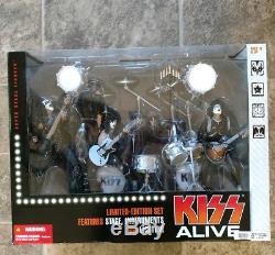 KISS ALIVE Special Boxed Edition Super Stage Figure Set McFarlane 2002