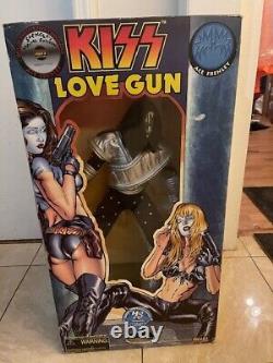 KISS Ace Frehley 1998 LOVE GUN Limited Edition 24 Action Figure Dolls