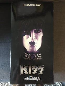 KISS THE STARCHILD Paul Stanley Figure From Sideshow Real Action Heroes 12