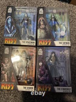 KISS bst axn action figures W Magazine And Comic