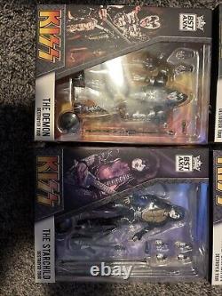 KISS bst axn action figures W Magazine And Comic