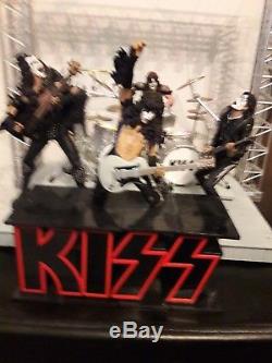 Kiss live in concert Figures, stage set up & lighting rig