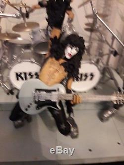Kiss live in concert Figures, stage set up & lighting rig