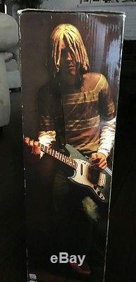 Kurt Cobain Musical Collectable 18'' Figure